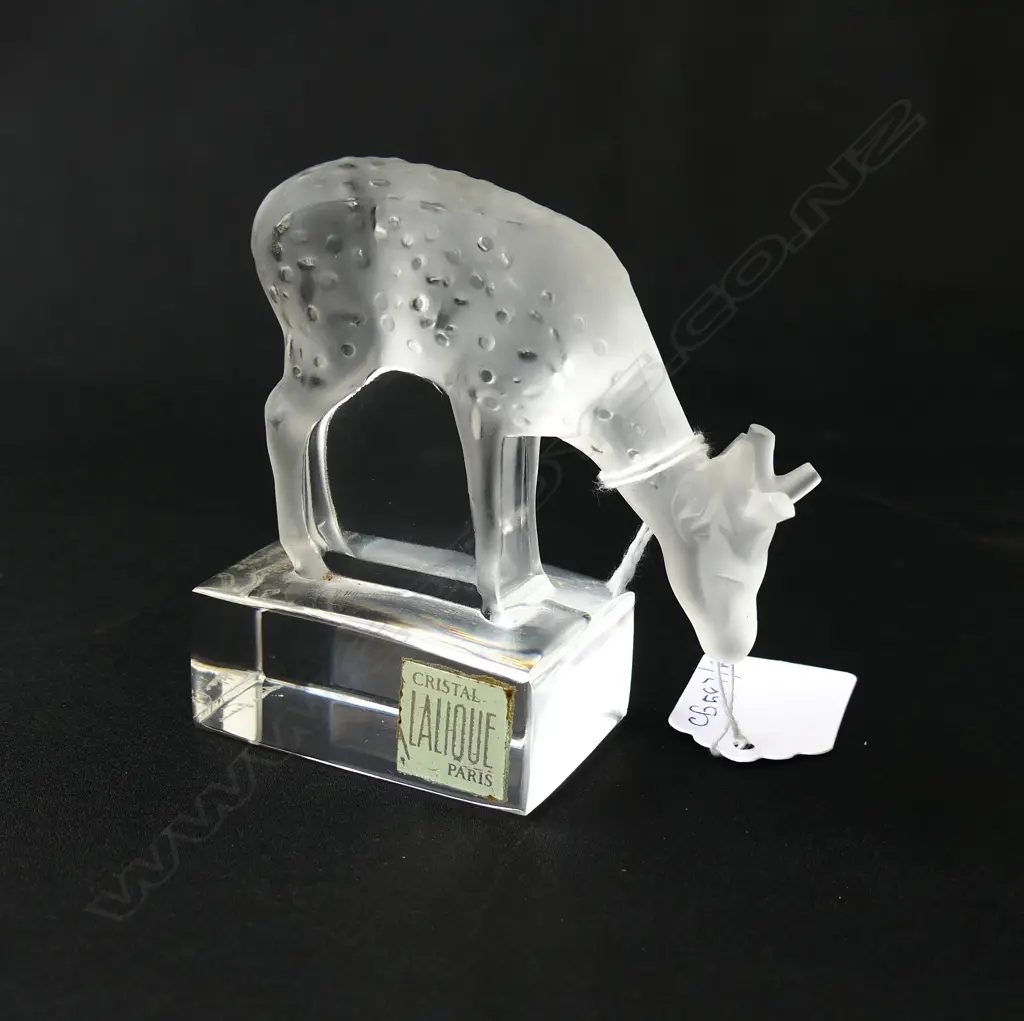 LALIQUE DEER H.80mm Image 1++