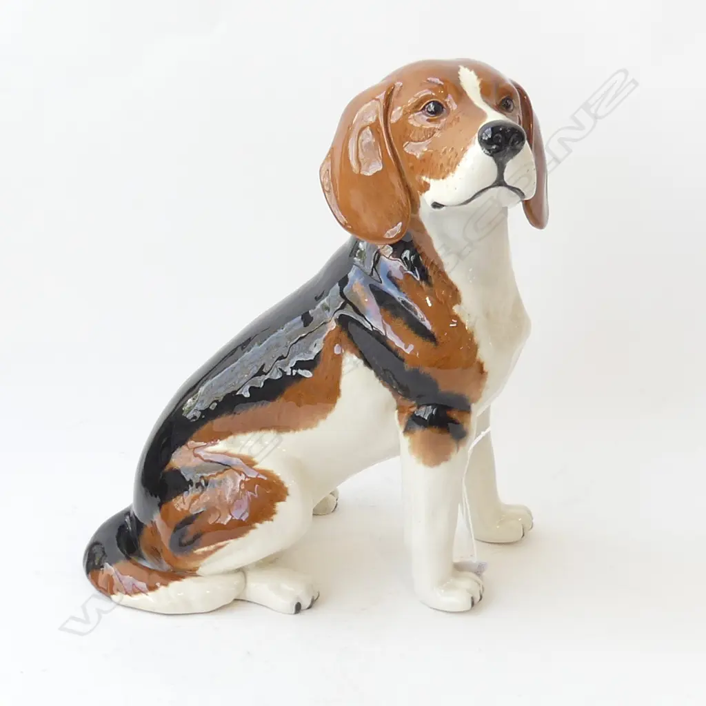 BESWICK BEAGLE DOG H.320mm Image 1++