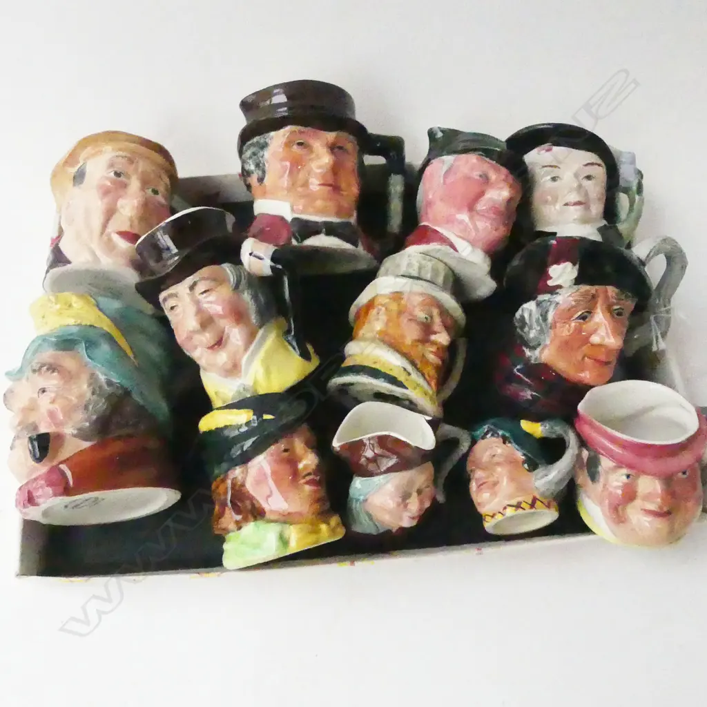 11 ASST TOBY JUGS H.95mm Image 1++