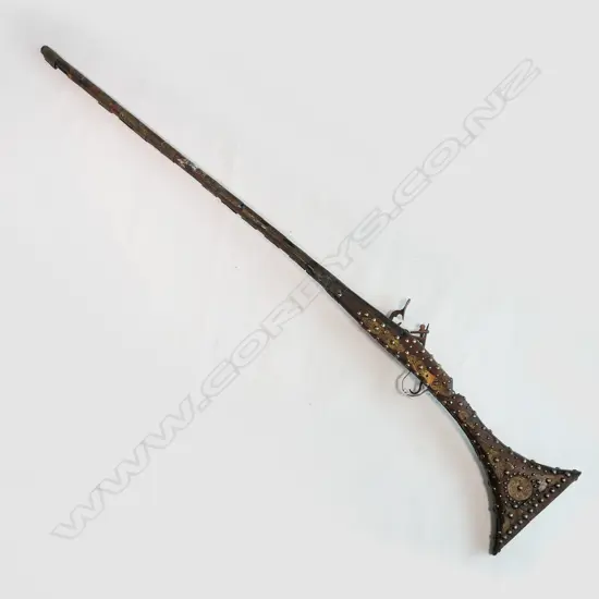ANTIQUE MIDDLE EASTERN MUSKET L.1510mm