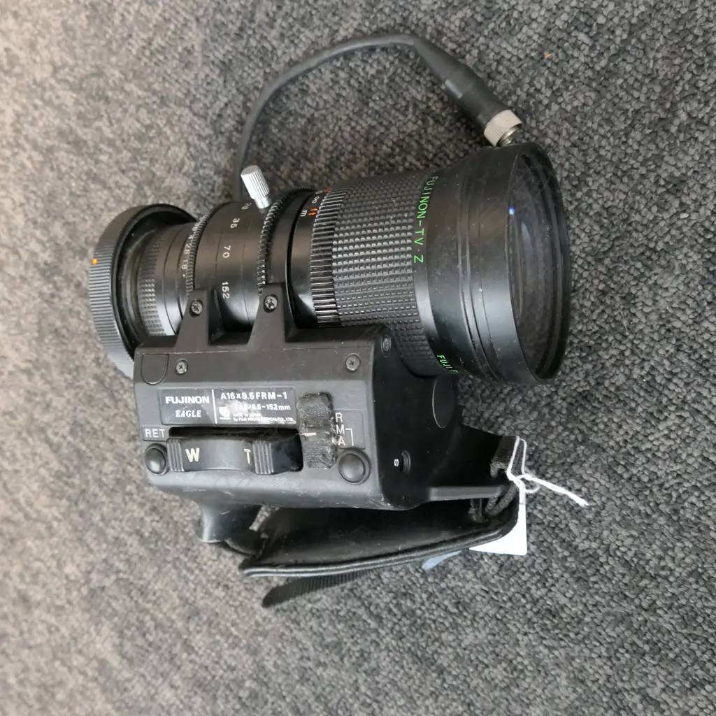 FUJINON EAGLE HAND HELD LENS L.165mm Image 1++