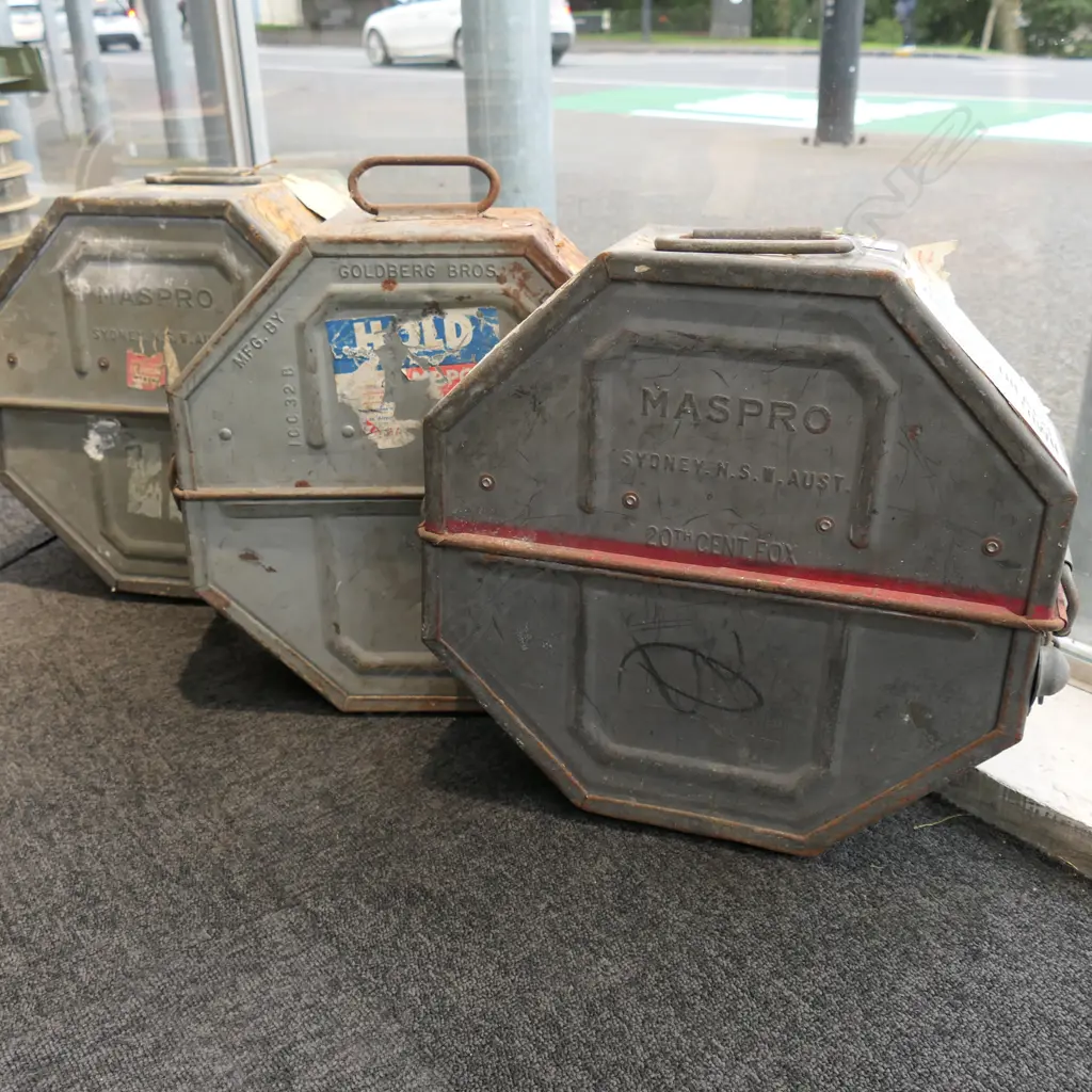 3 VINTAGE FILM REELS, IN METAL CASES Image 1++
