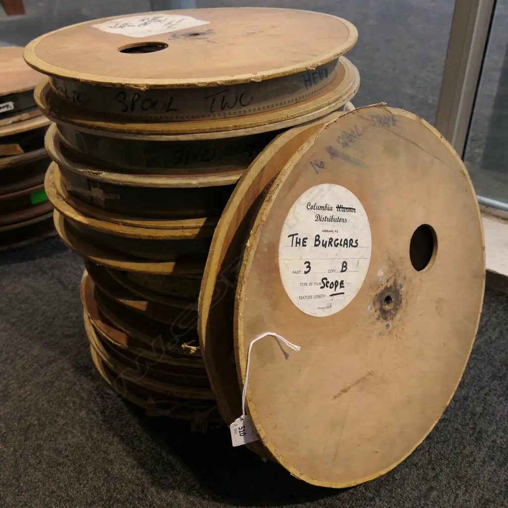 9 VINTAGE WOODEN FILM REELS 'THE BURGLARS' Image 1++