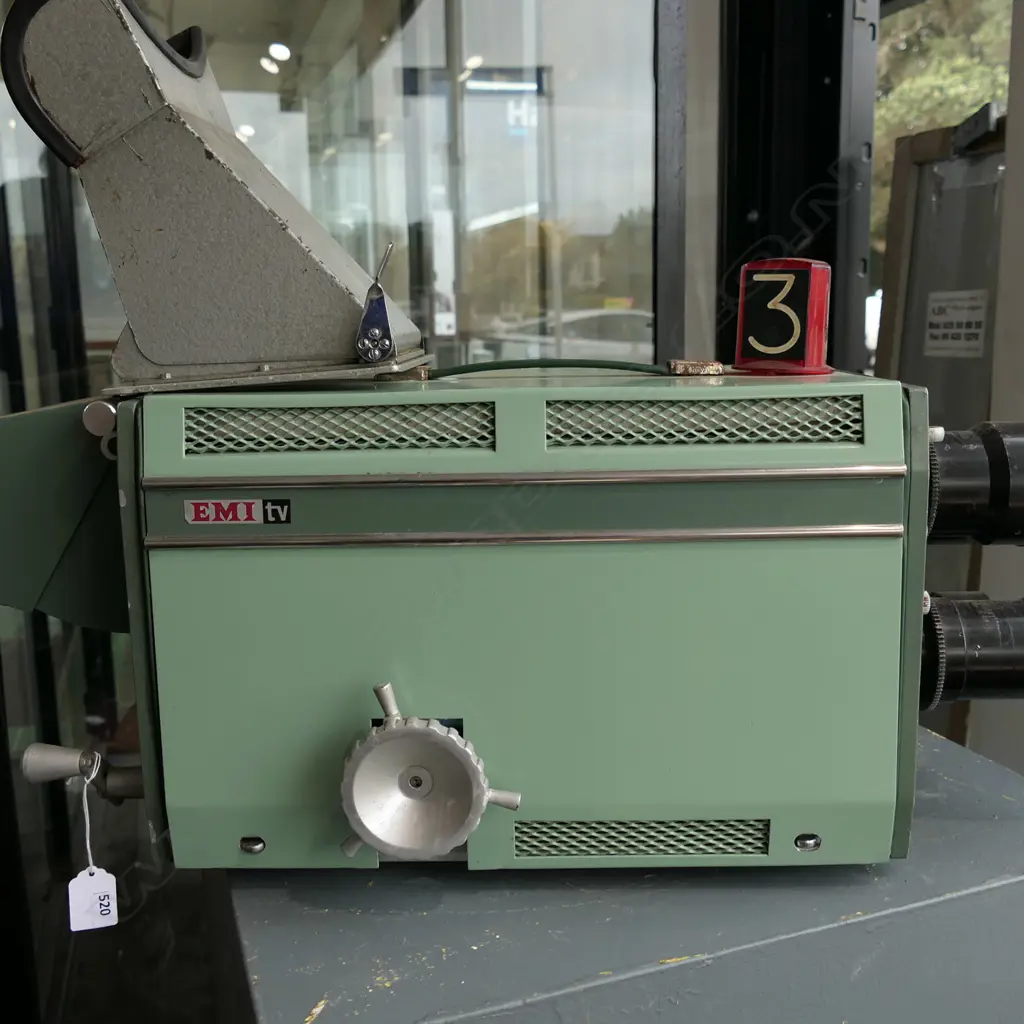 VINTAGE TV / FILM CAMERA; EMI TV L.830mm Image 1++