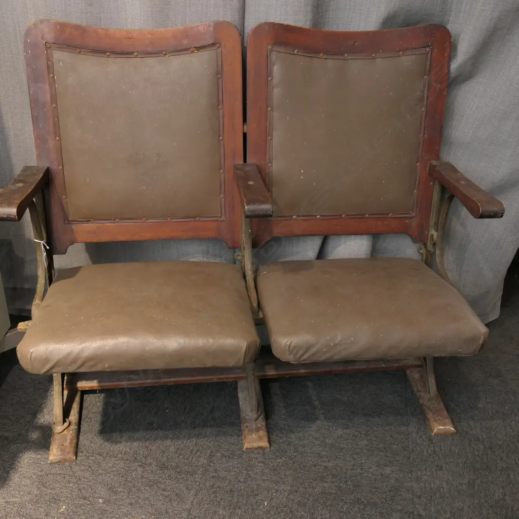 PR VINTAGE CINEMA CHAIRS (BORER) Image 1++