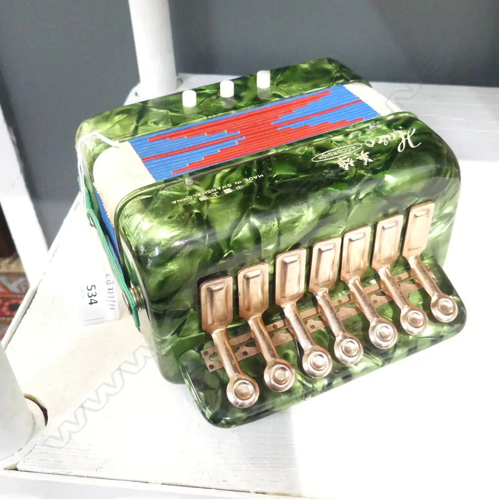 CHILDS VINTAGE HERO ACCORDIAN L170MM Image 1++