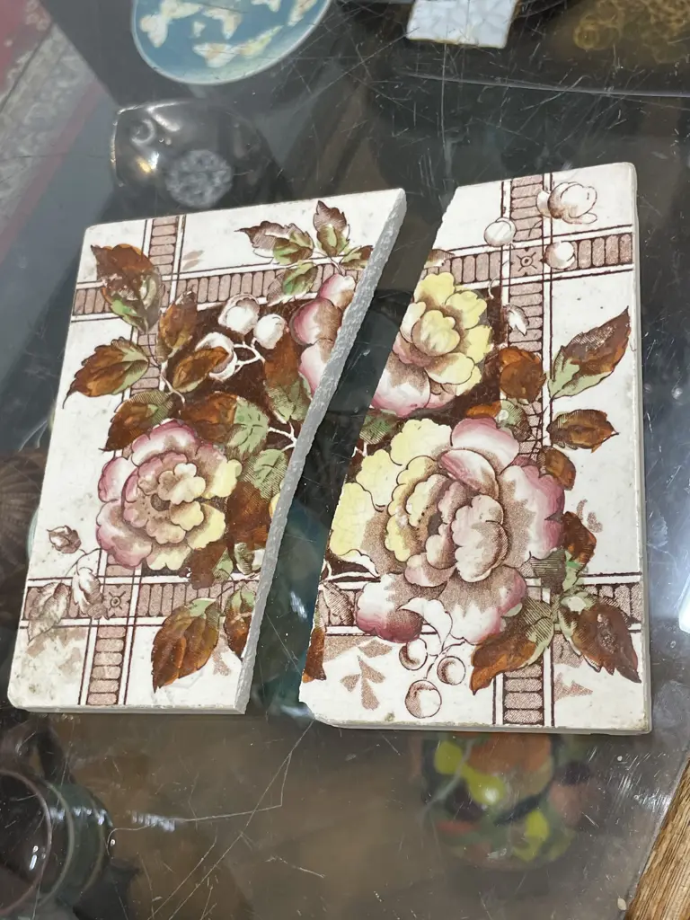 9 VICTORIAN TILES 155x155mm 1 AF Image 1++