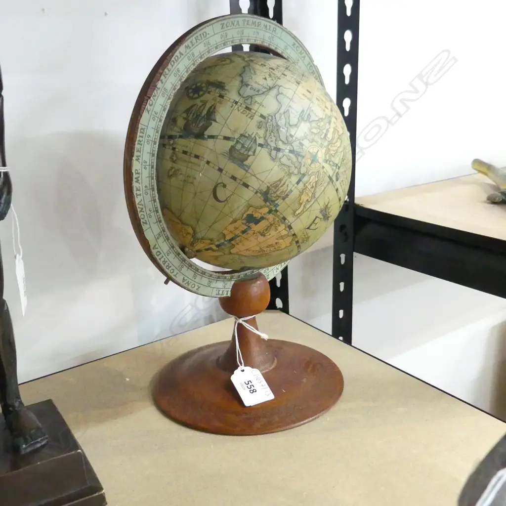 VINTAGE STYLE GLOBE H.275mm Image 1++