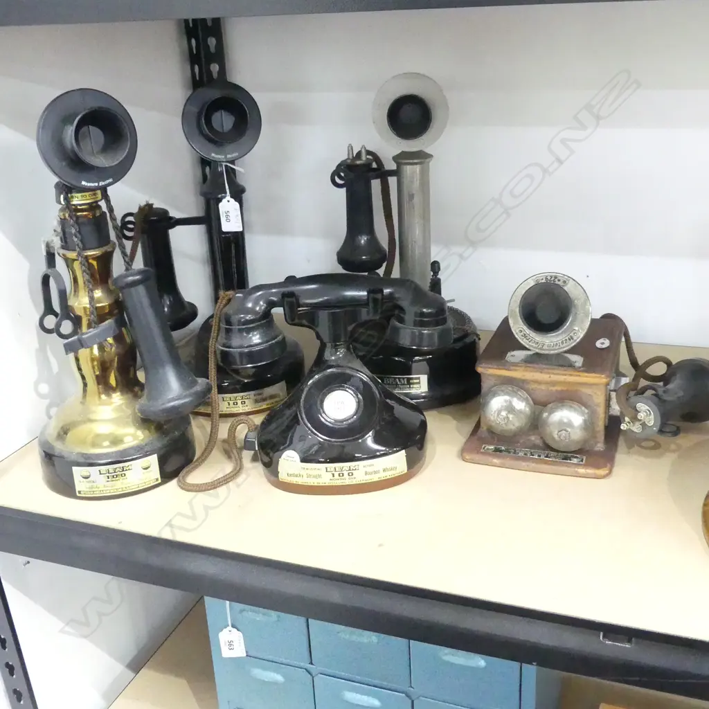 5 VINTAGE TELEPHONE DECANTERS Image 1++