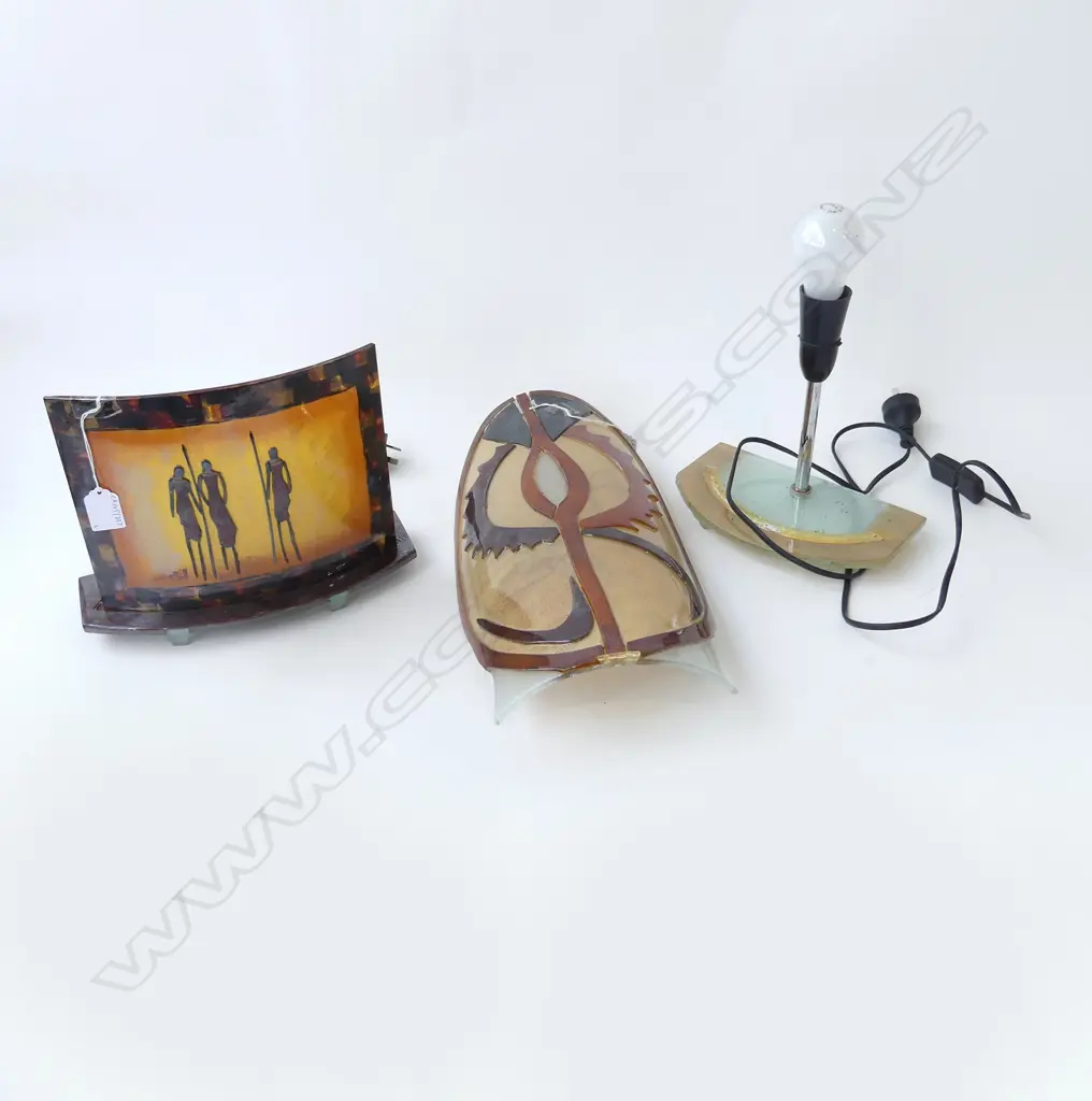 2 AFRICAN RELATED GLASS TABLE LAMPS FAULTS Image 1++