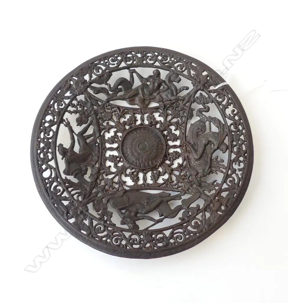 19TH CENTURY COALBROOKDALE CAST IRON PLATE CLASSICAL SCENES, D.220MM Image 1++