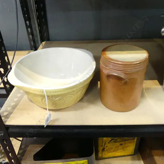 MASON CASH STYLE MIXING BOWL 210mm dia, LIDDED GRES DE BONNY STONEWARE CONFIT JAR 140mm