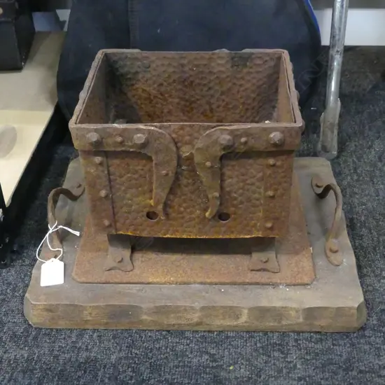 VINTAGE METAL BURNER? ON WOODEN BASE 360x270x220mm