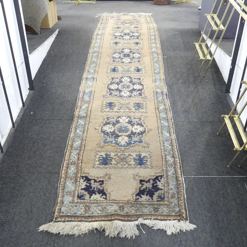 HAND KNOTTED WOOL PILE RUNNER 3500x800mm SOME WEAR Image 1++