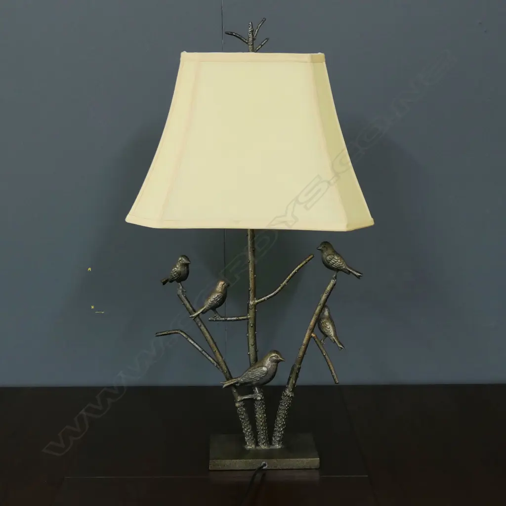 METAL BIRDS ON BRANCHES TABLE LAMP H.825mm Image 1++