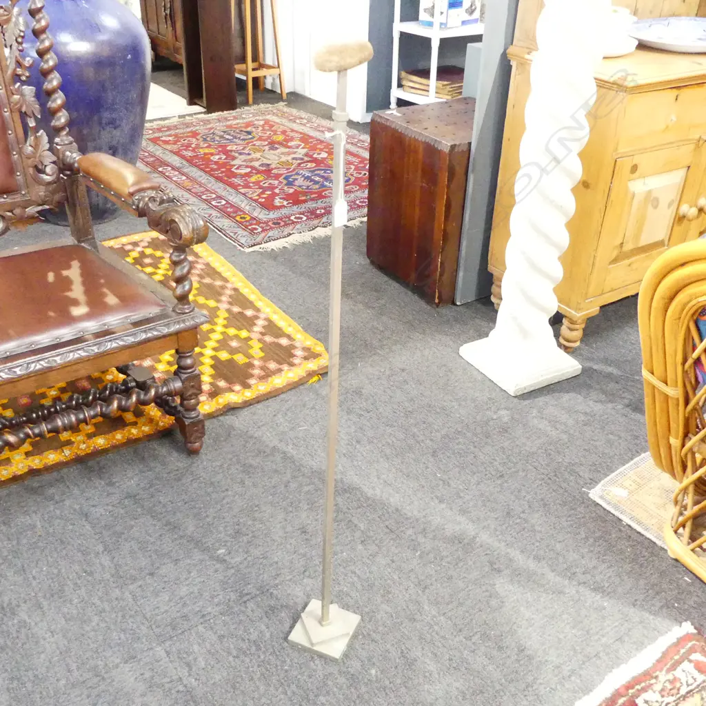 ADJUSTIBLE HEIGHT WIG STAND, LOWERED H.1100mm (missing pin) Image 1++