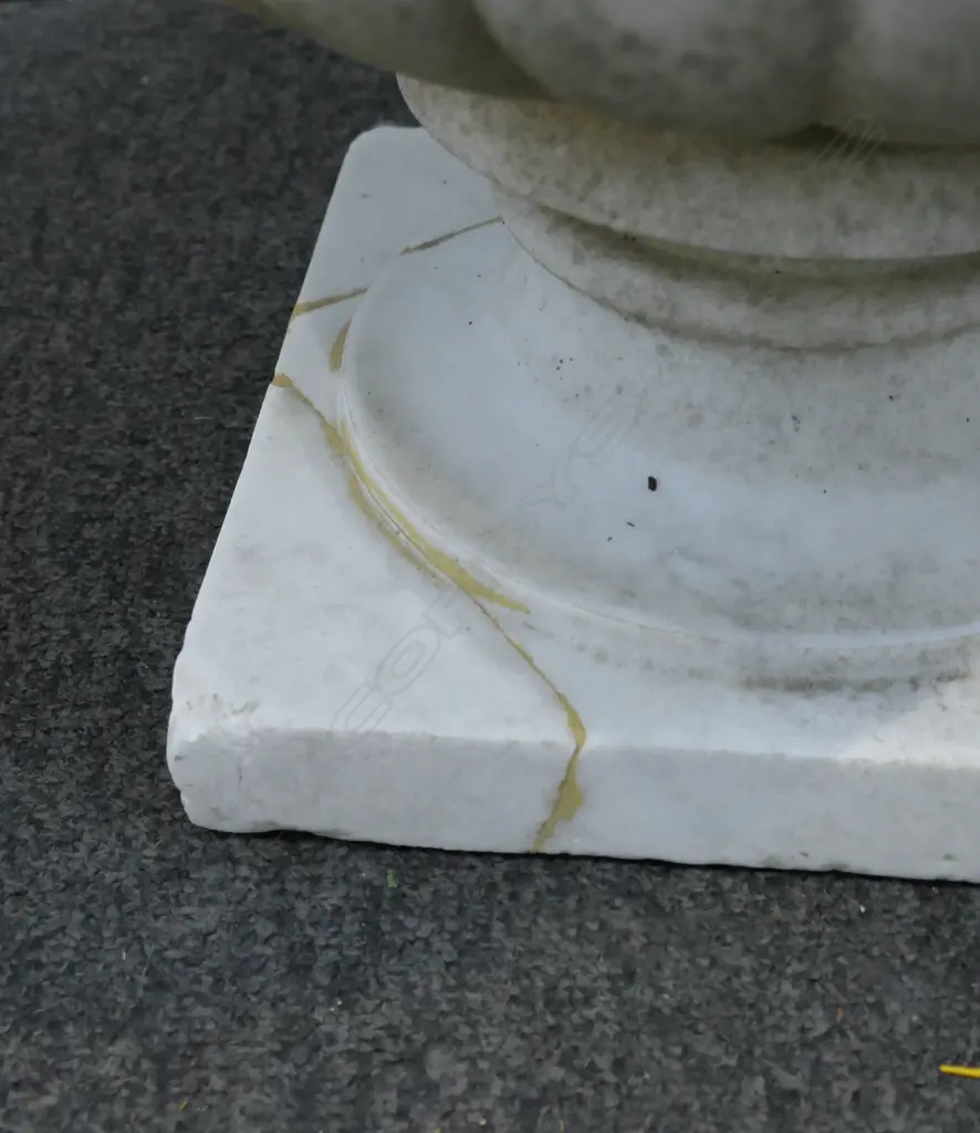 MARBLE GARDEN PLANTER H.400mm, dia. 420mm REPAIRS Image 1++