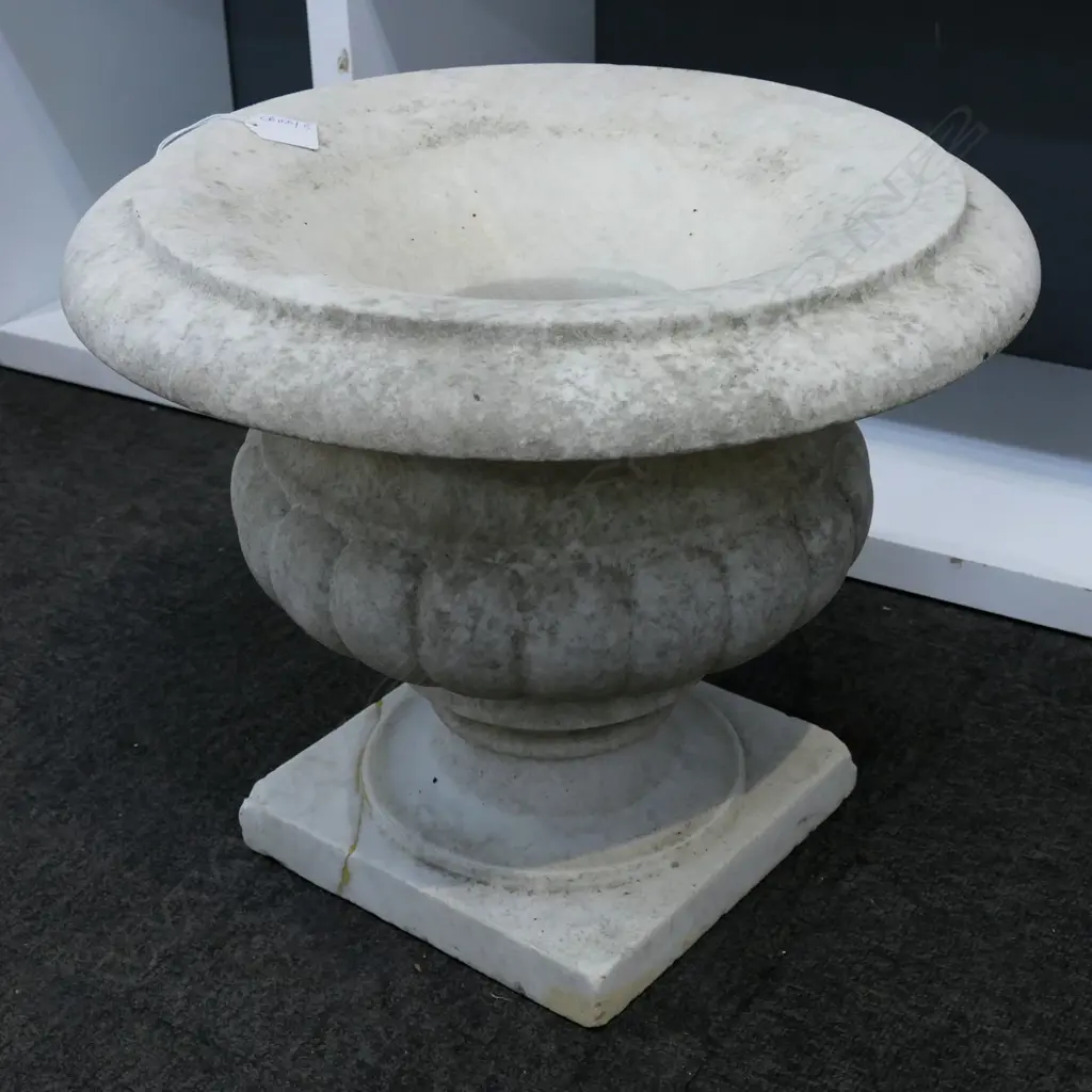 MARBLE GARDEN PLANTER H.400mm, dia. 420mm REPAIRS Image 1++