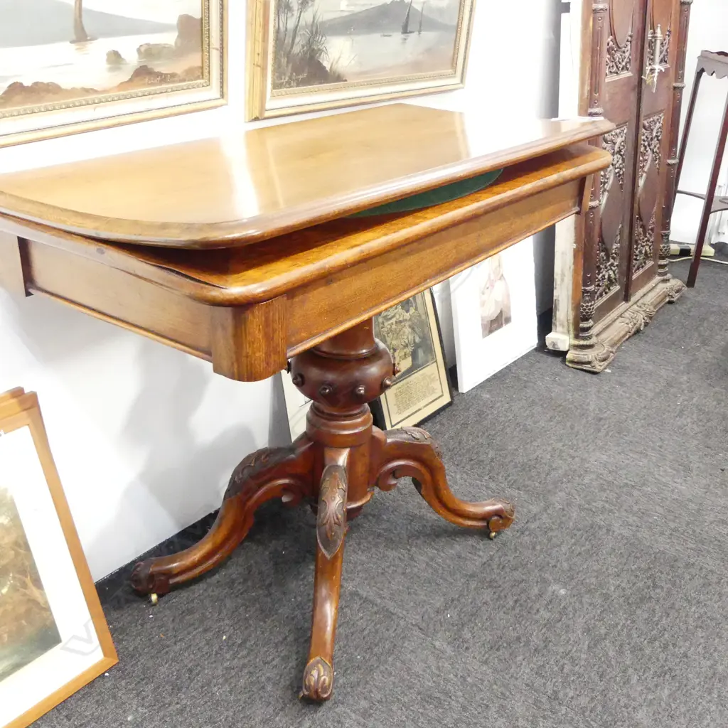VICTORIAN MAHOGANY PEDESTAL CARD TABLE (TOP WARPED) W.990mm Image 1++