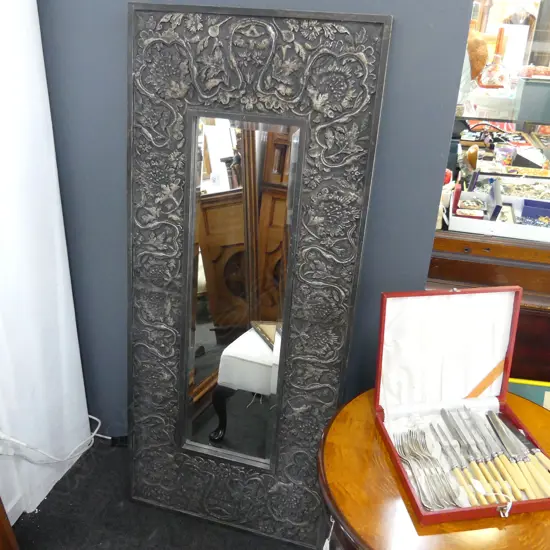 LG MODERN FRAMED MIRROR 610x1400mm