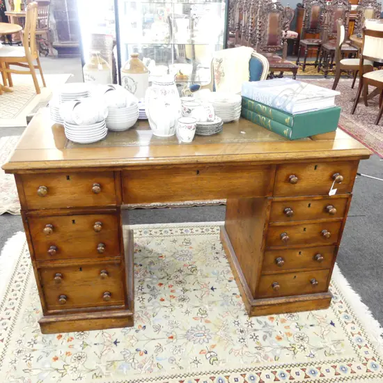 VICTORIAN DOUBLE PEDESTAL DESK, SMALL PROPORTION 1215x605x740mm