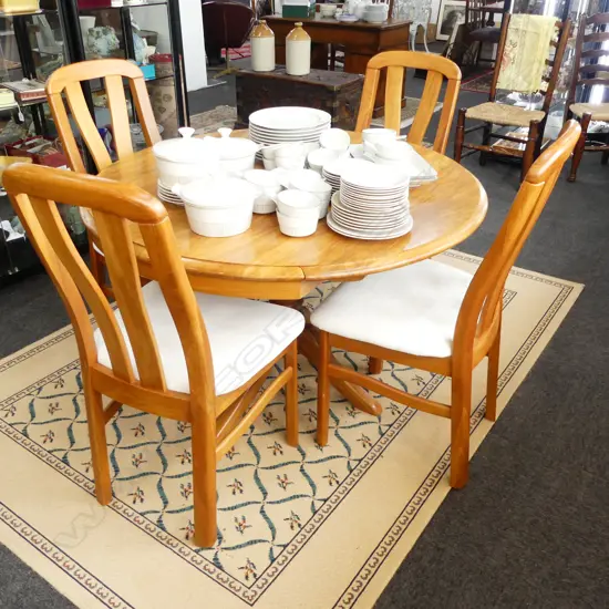 RIMU DROP LEAF DINING TABLE & 4 CHAIRS 1200x750x730mm