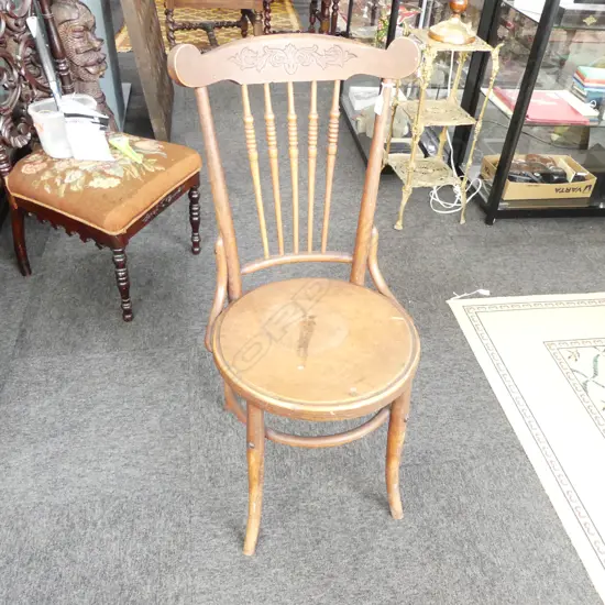 SPINDLE BACK BENTWOOD CHAIR 