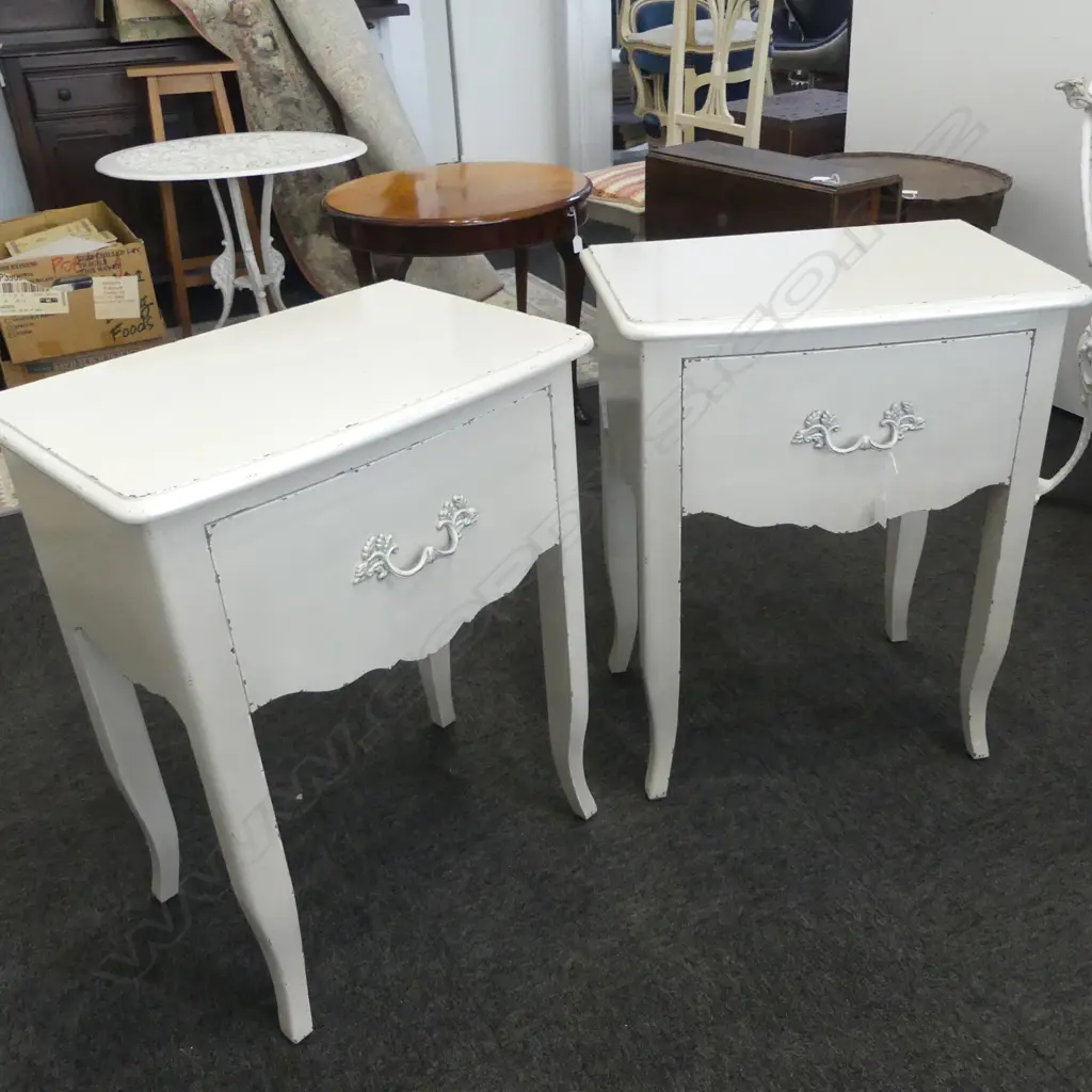 PR FRENCH SILVER PAINTED BEDSIDE CABINETS 550x370x700mm Image 1++