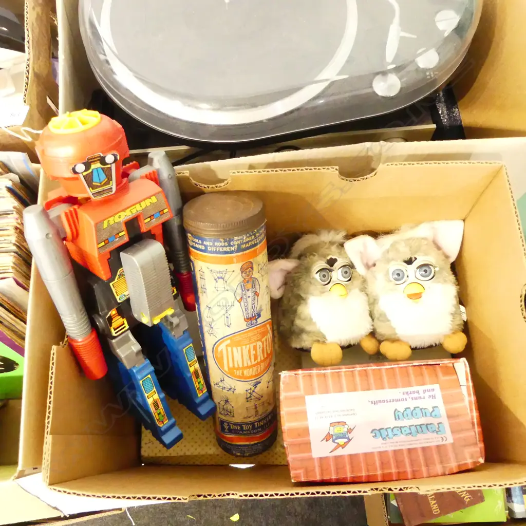 BOX LOT ROBOT TOY VINTAGE PCS ETC Image 1++