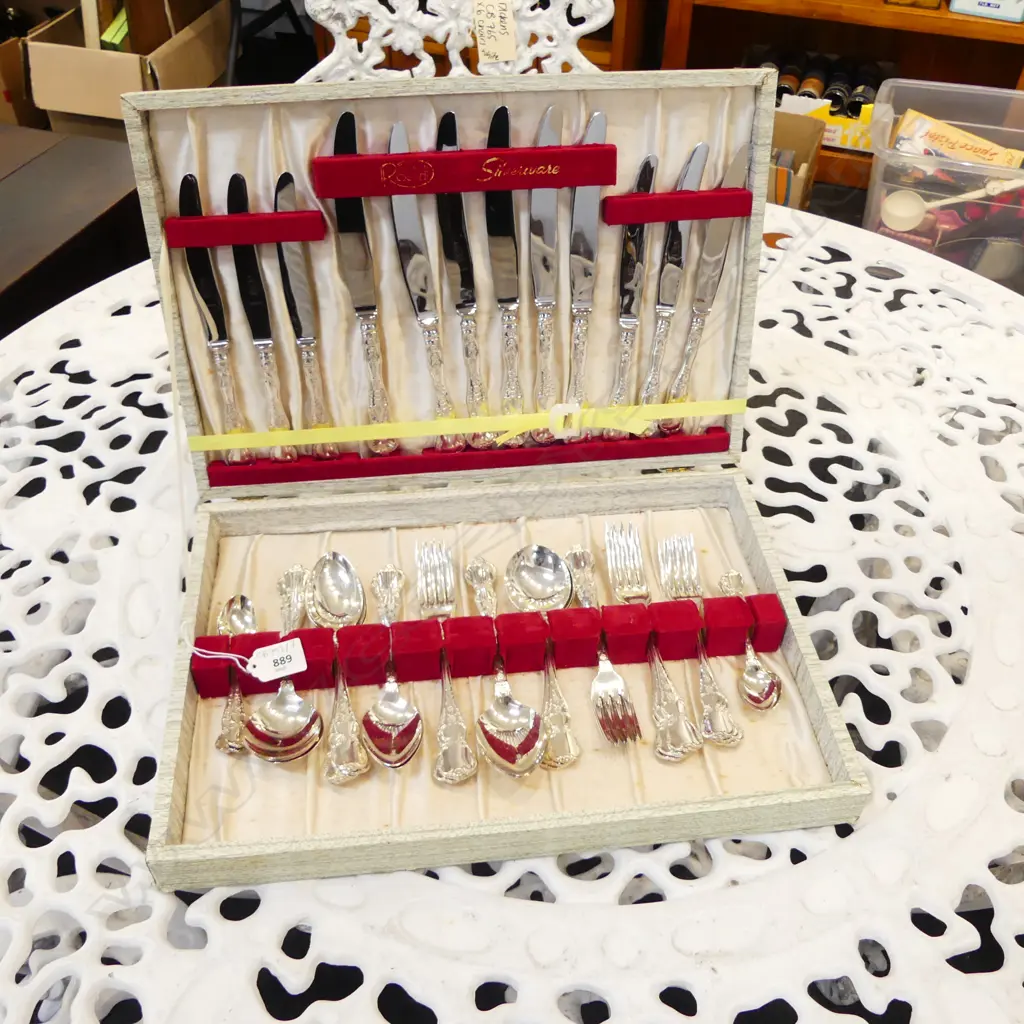 RODD 'CAMILLE' CUTLERY, BOXED Image 1++