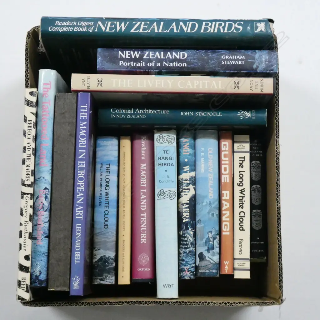 ASST. BOOKS; NZ / MAORI INTEREST Image 1++