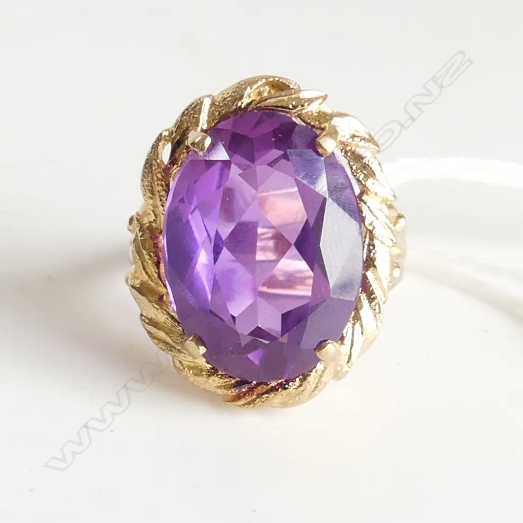 9ct PURPLE STONE DRESS RING, 5gm, SIZE L Image 1++