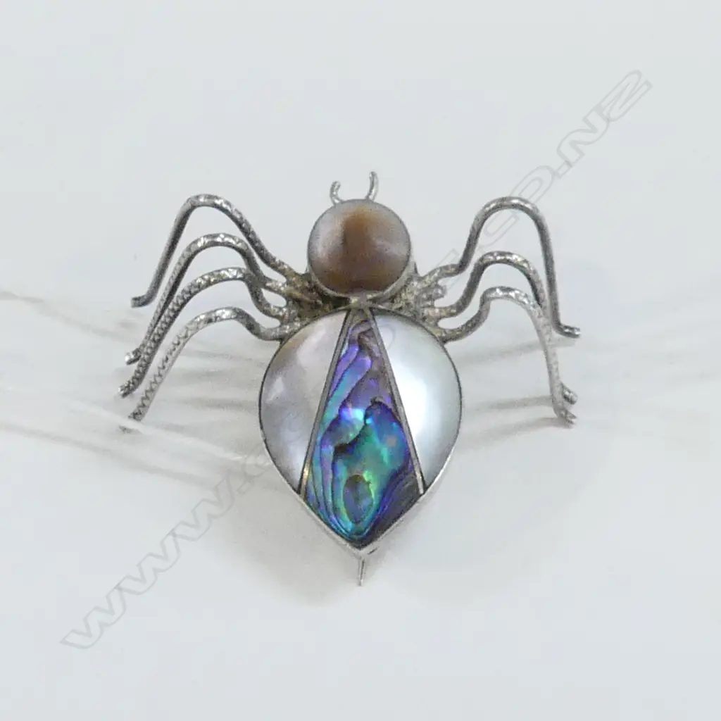 STERLING SILVER & MOP BUG BROOCH 40x45mm A.F (7 Legs not 8) Image 1++
