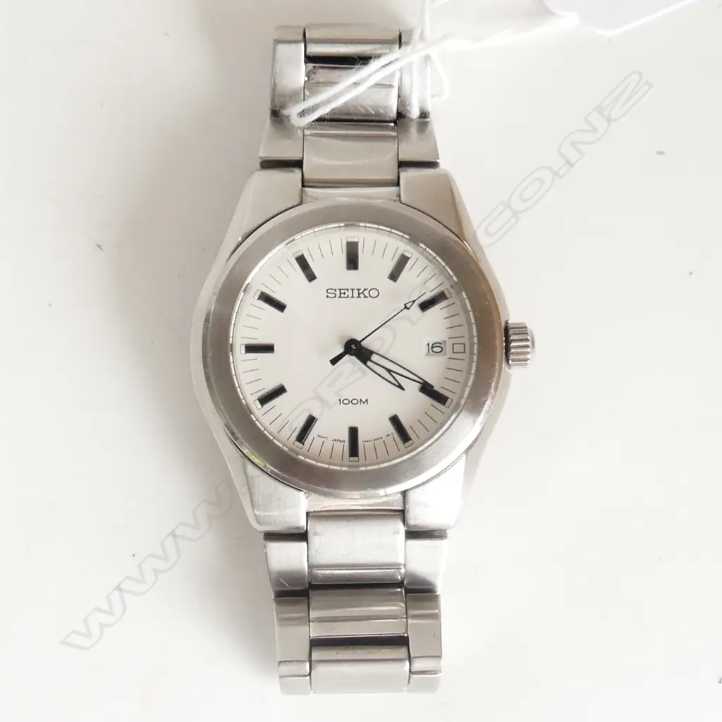 GENTS STAINLESS STEEL SEIKO WRIST WATCH Image 1++