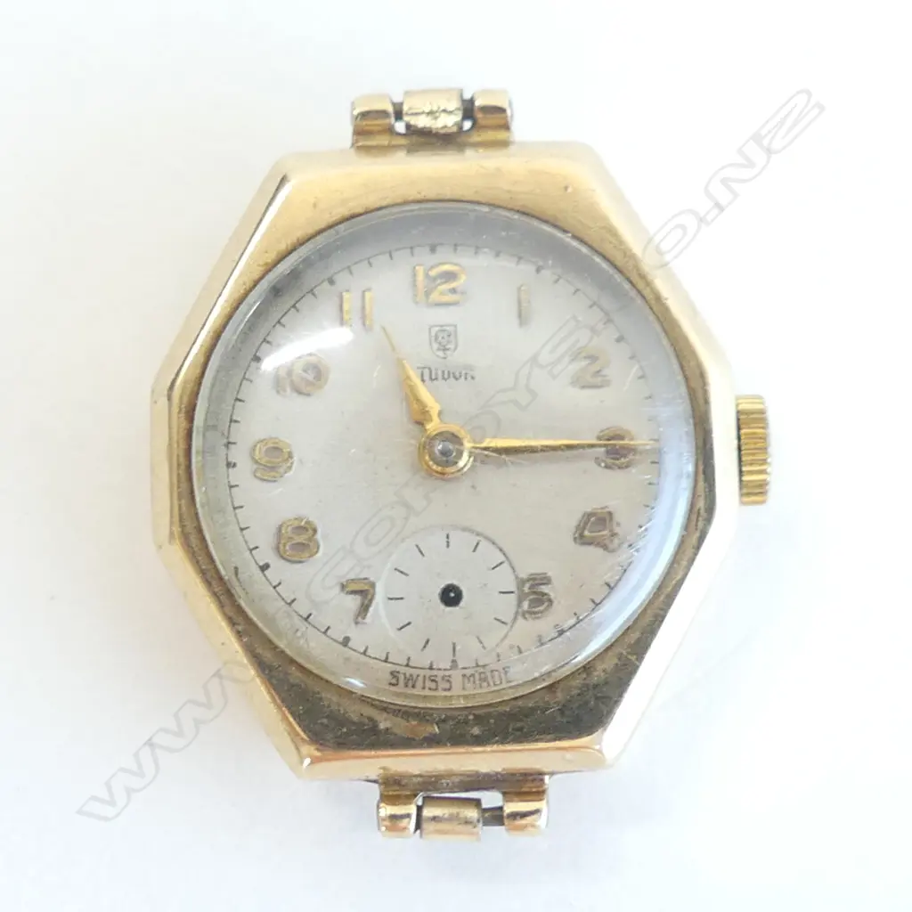 c1940's TUDOR 9ct GOLD LADIES WRISTWATCH HEXAONAL Image 1++