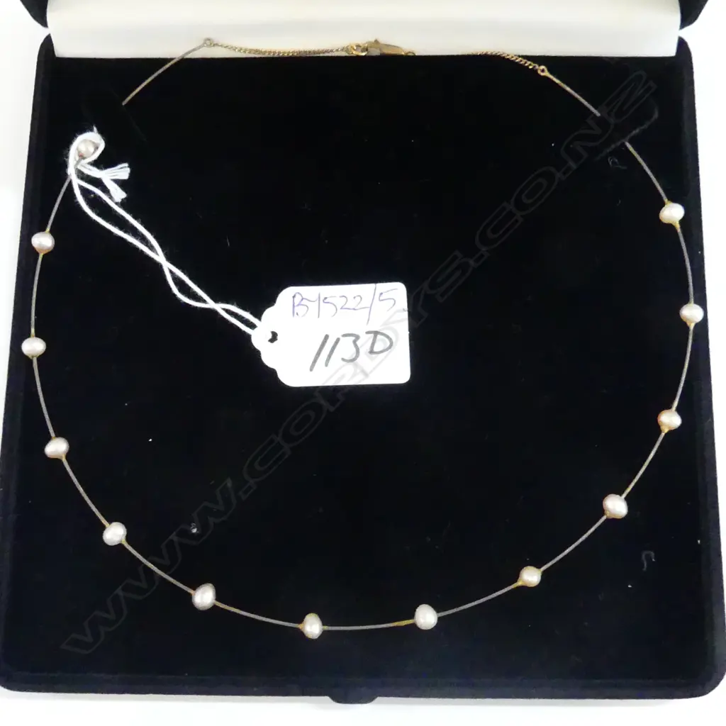PEARL NECKLACE WITH 9CT CLASP IN BLACK FELT BOX Image 1++