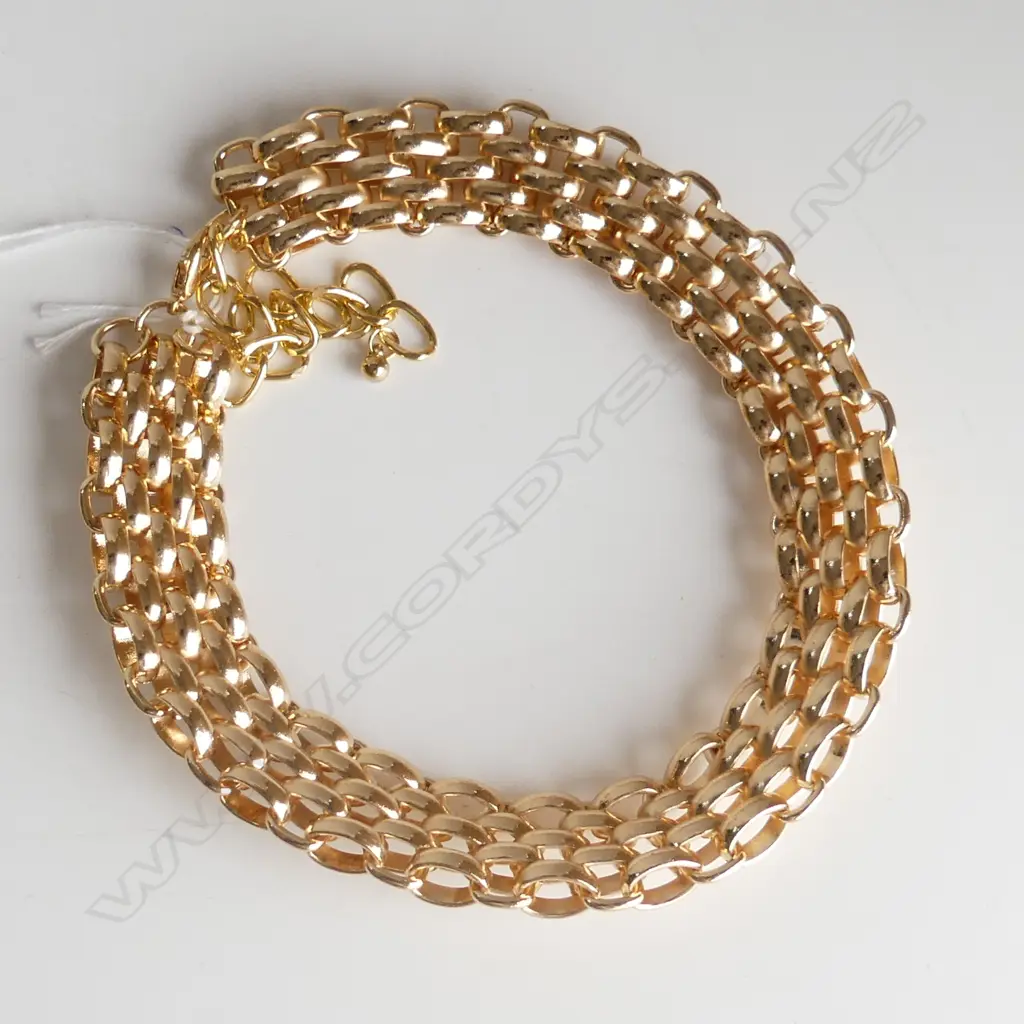 HEAVY 'ROLO' LINK GOLD COLOURED METAL CHOKER  Image 1++