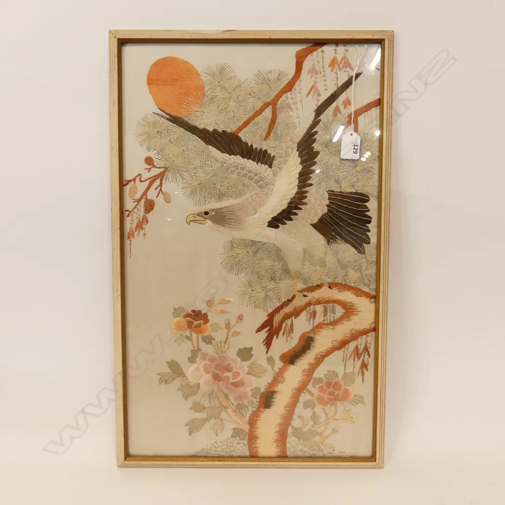 MID-20TH C CHINESE SILK EMBROIDERY 560 X 330 MM Image 1++