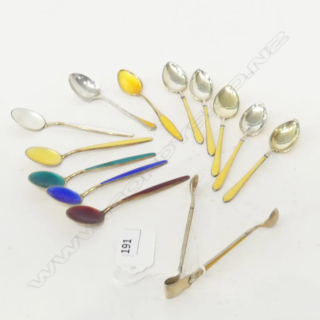 12 ASST ENAMELLED STG SILVER COFFEE SPOONS + TONGS 132 GR Image 1++
