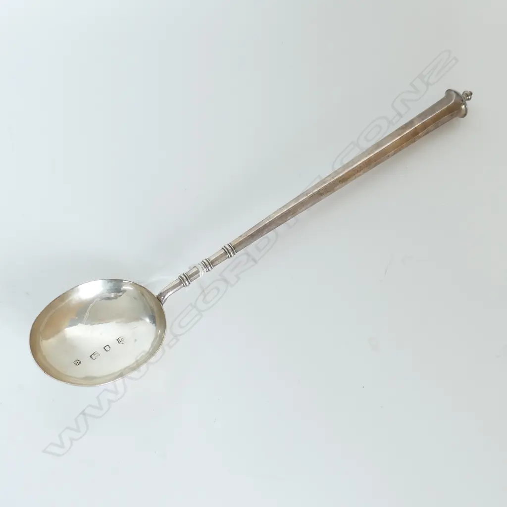 London 1936 LONG SILVER LADLE - COPY OF THE 1684 SALISBURY LADLE L.380mm. 156gms Image 1++
