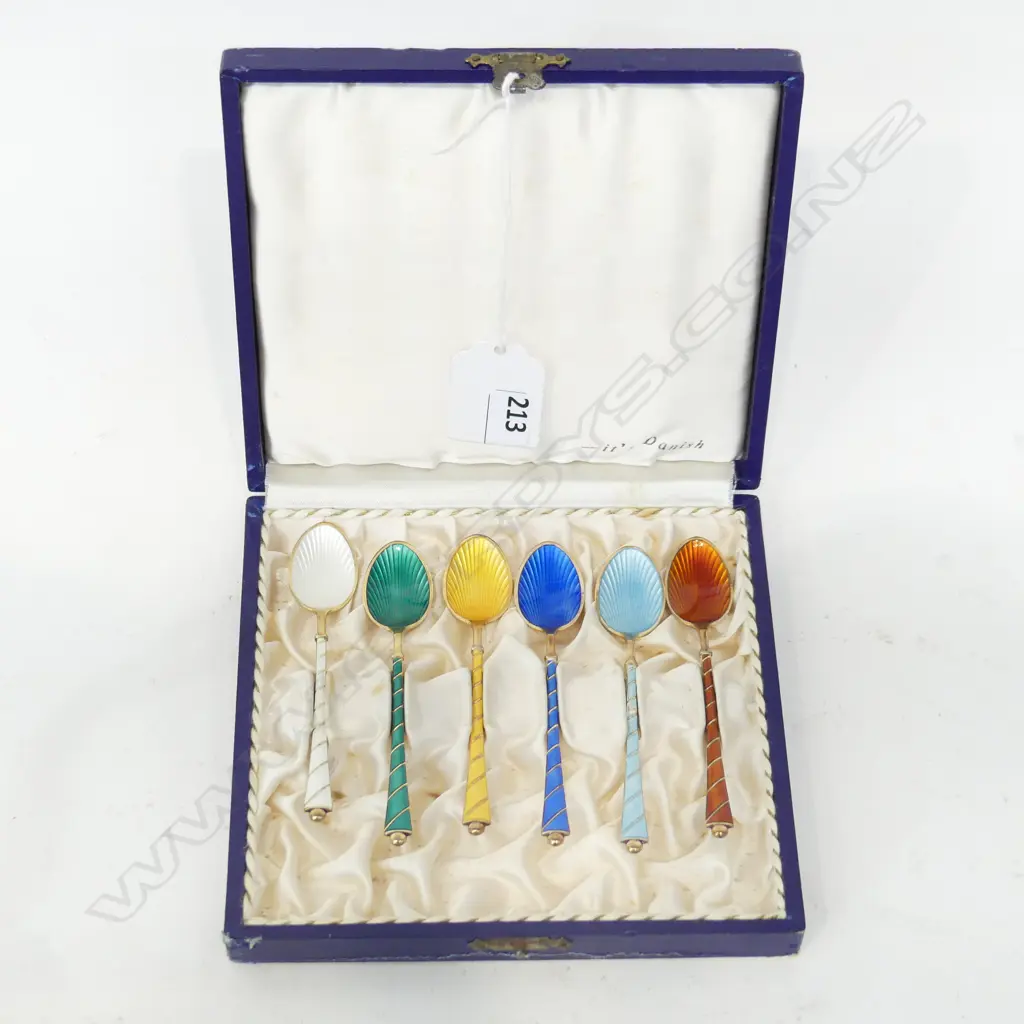 SET OF 6 DANISH ENAMELLED SILVER GILT COFFEE SPOONS, CASED 28 GRAMS Image 1++