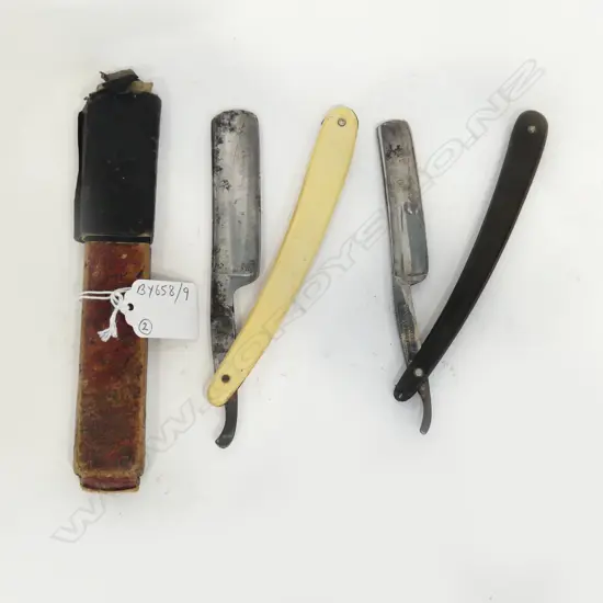 TWO CUT THORAT RAZORS - BENGALL FEATHERWEIGHT SHEFFIELD ENGLAND AND HACOMER GERMANY, L.150mm