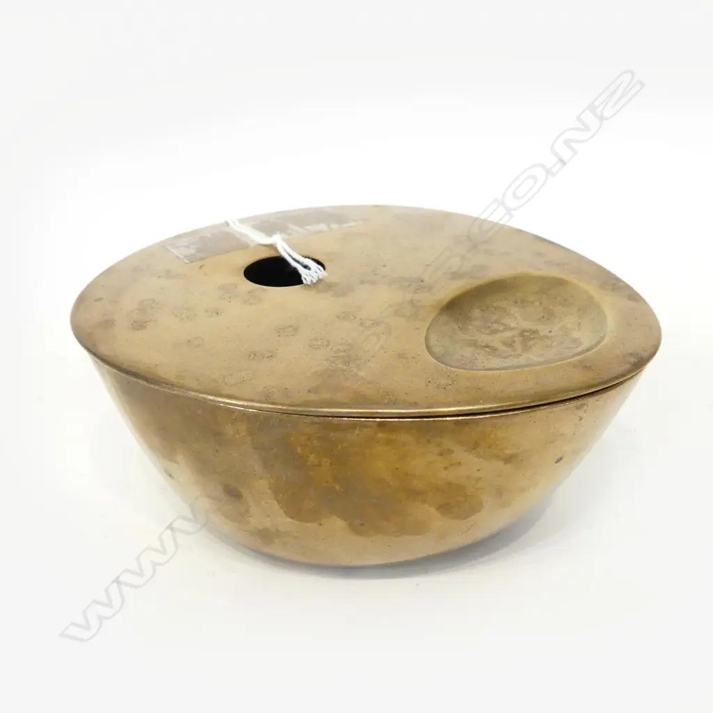 AESOP BRASS INCENSE BURNER W.125mm Image 1++