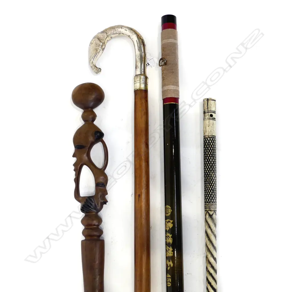 2 WOODEN WALKING STICKS INCL ANTIQUE WHALEBONE CARVED PART A/F AND KOREAN EXTENDING POLE H 1140 MM Image 1++
