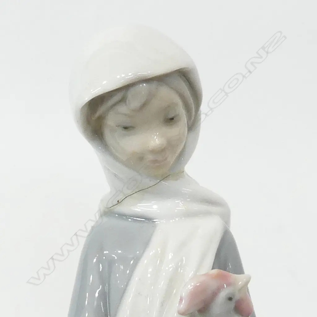 3 LLADRO FIGURES - ALL REPAIRED H.270mm Image 1++