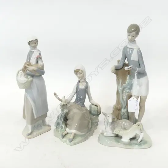 3 LLADRO FIGURES - ALL REPAIRED H.270mm