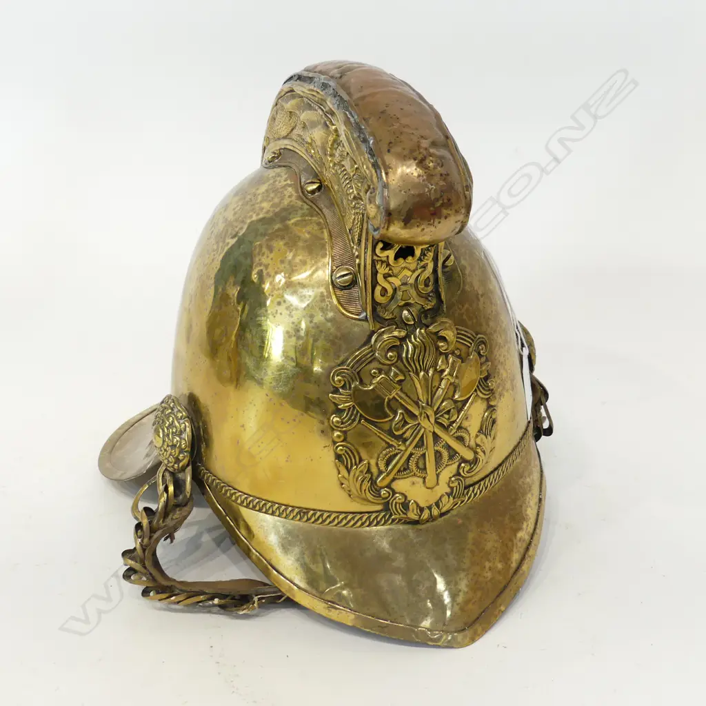 ANTIQUE BRASS FIREMANS HELMET H.250mm Image 1++