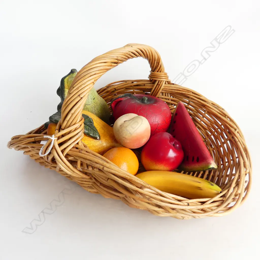CANE BASKET OF FAUX FRUIT L.550mm Image 1++