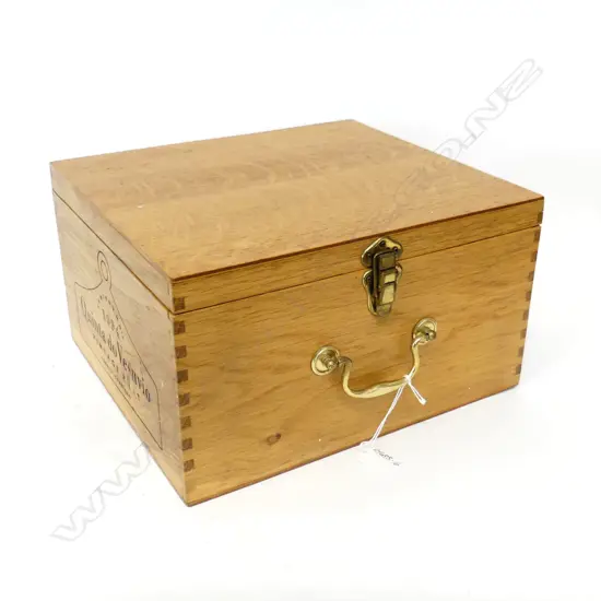 OAK PORT BOX HINGED LID 330 x 290 x 180mm brass fittings