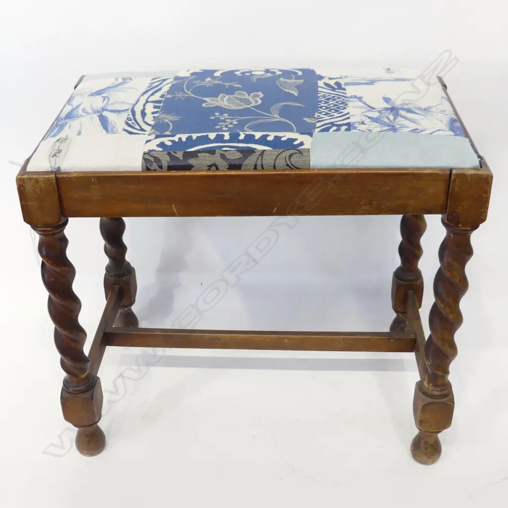 BARLEY TWIST STOOL H 450 MM Image 1++